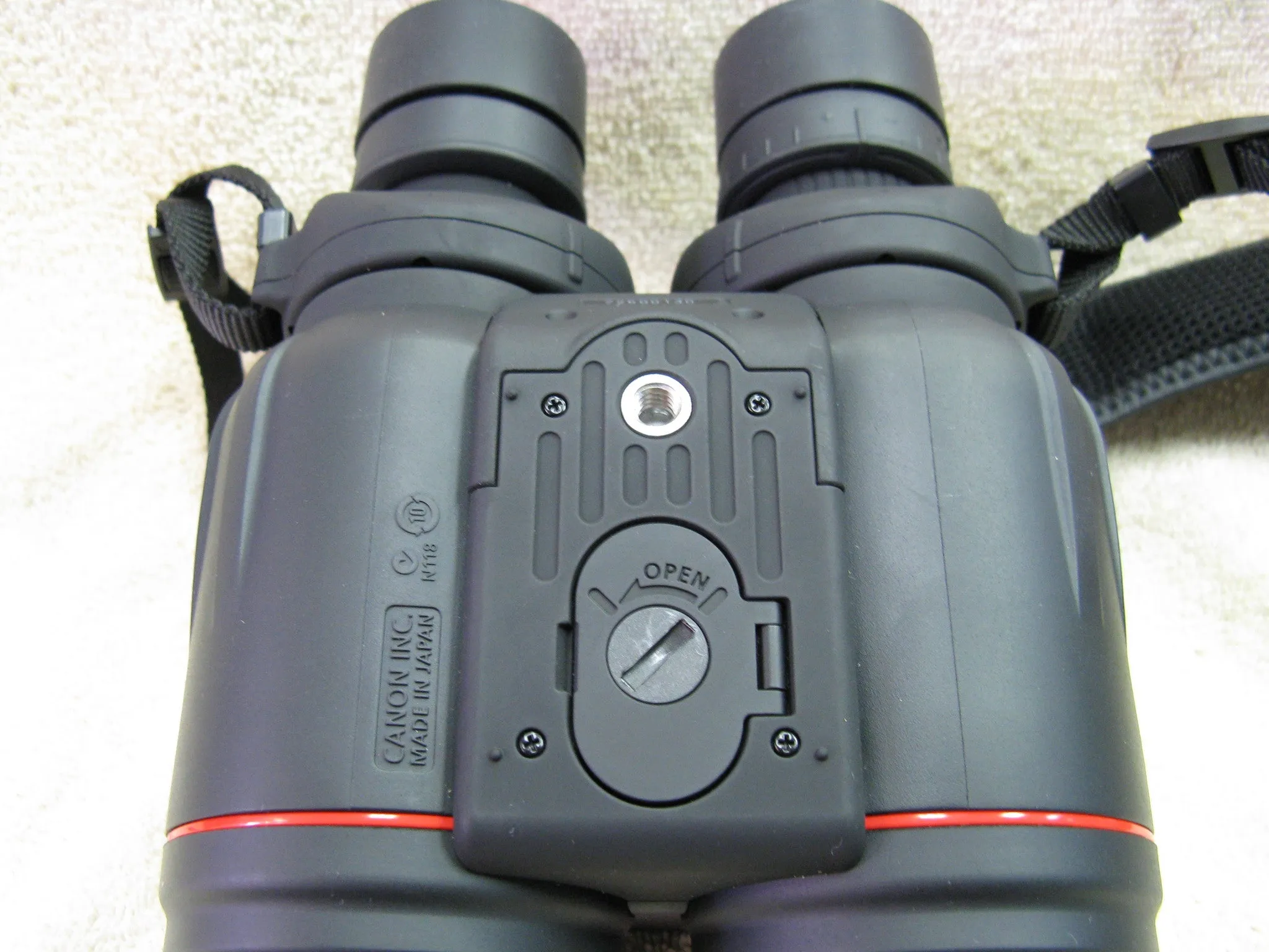 Canon 10x42 L IS WP Binoculars