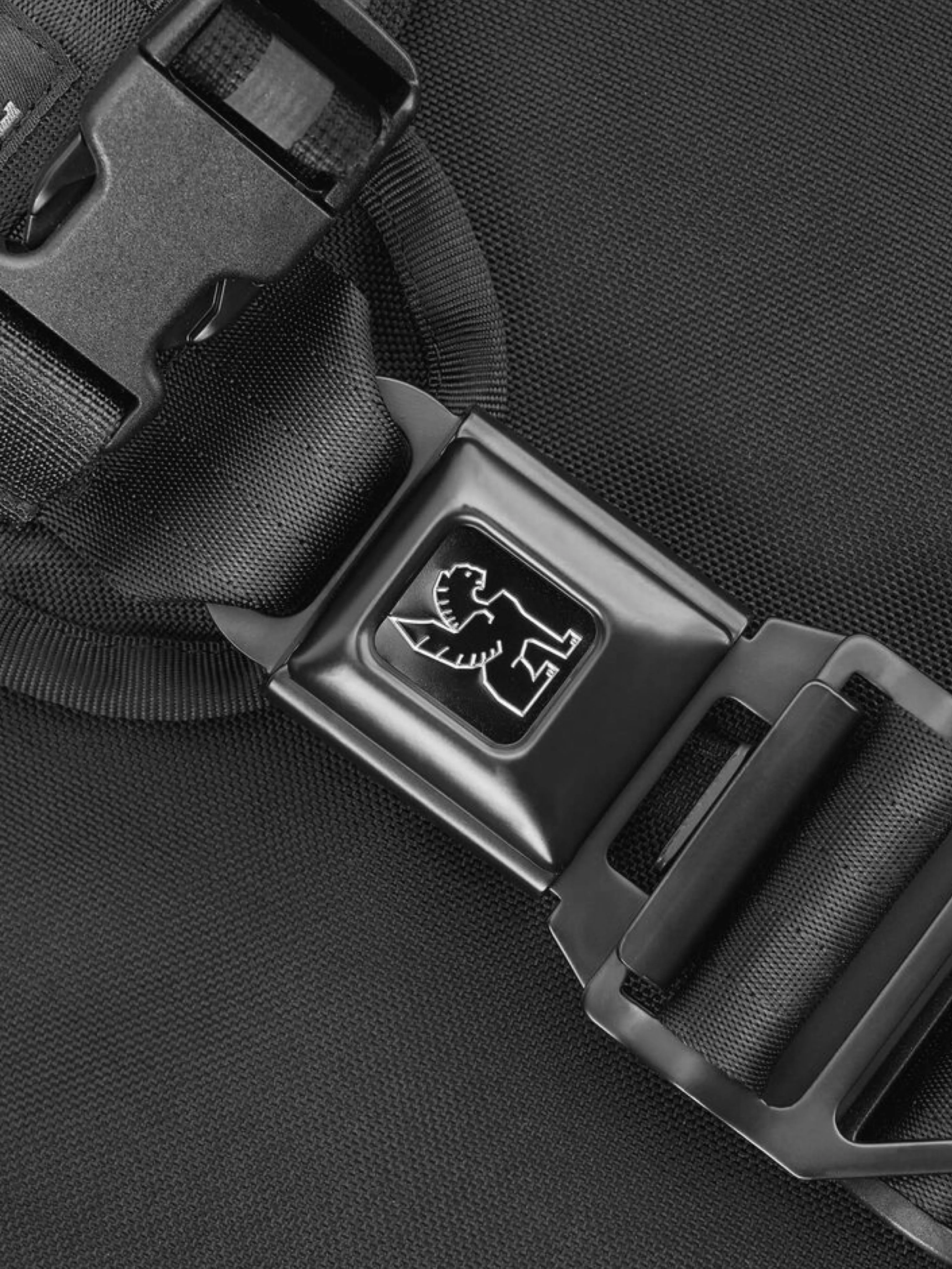 Chrome Industries Mini Metro Messenger Bag Night Reflective