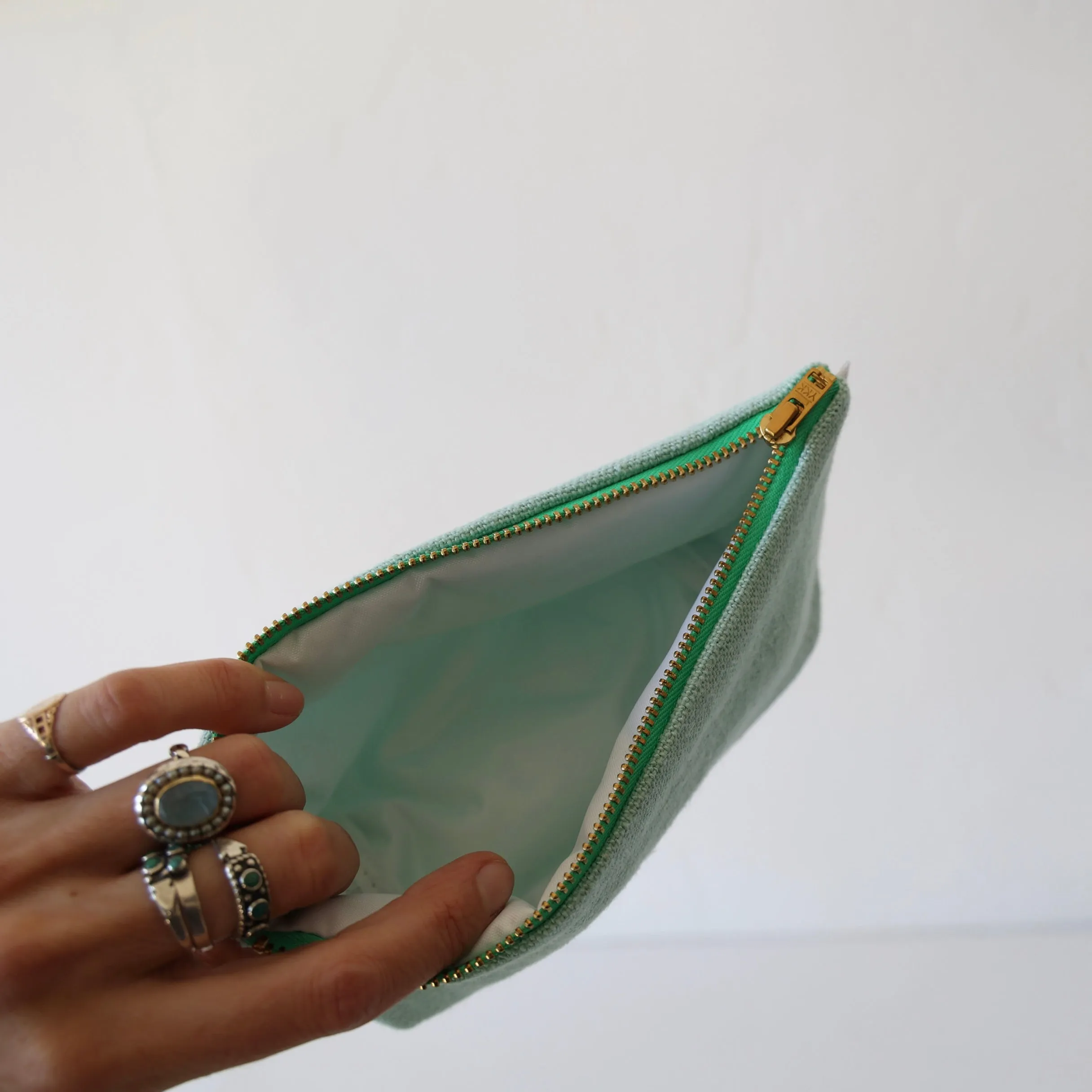 Designer's Guild Toiletry Bag Set - Green