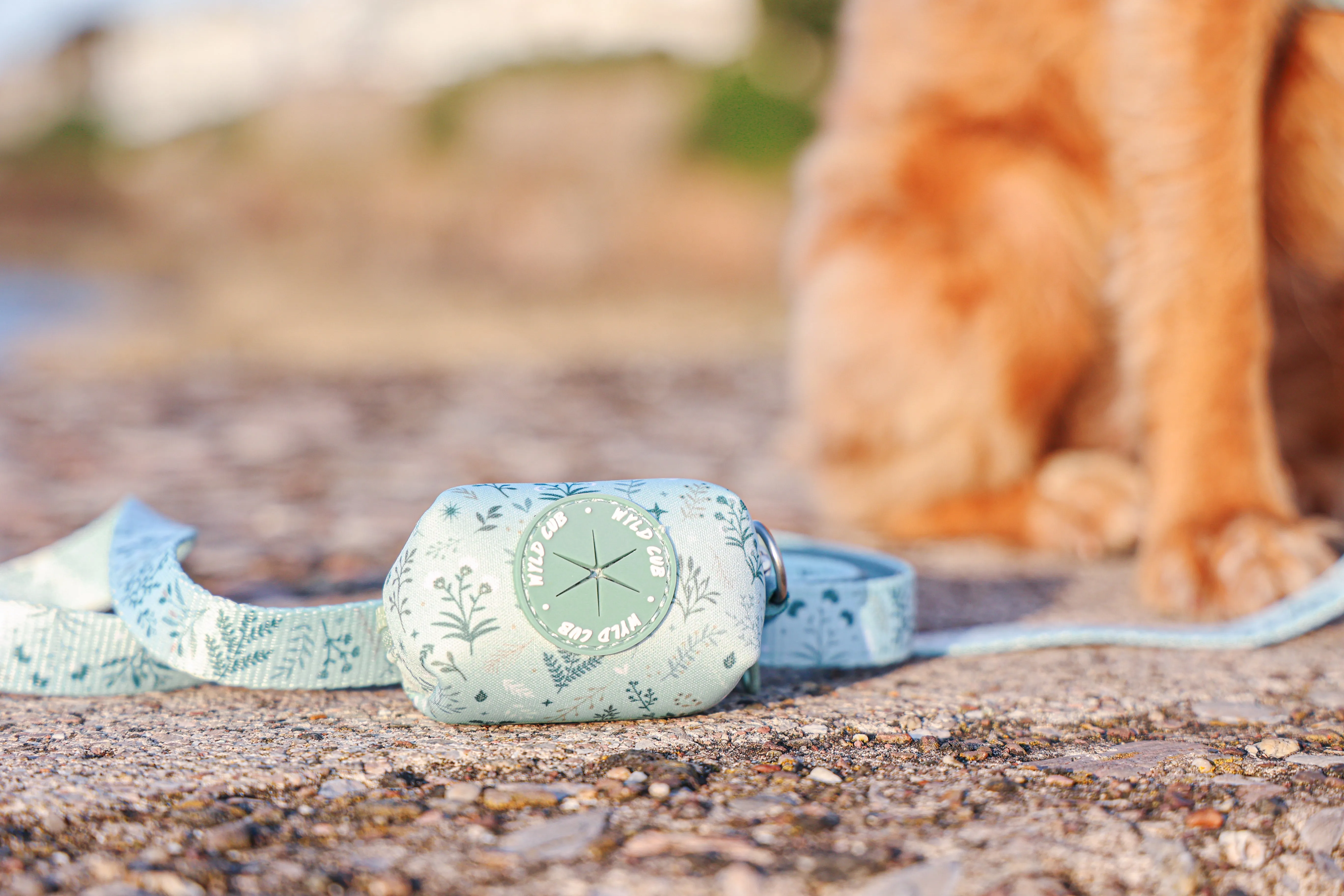Dog Poop Bag Holder: Chiswick Pistachio