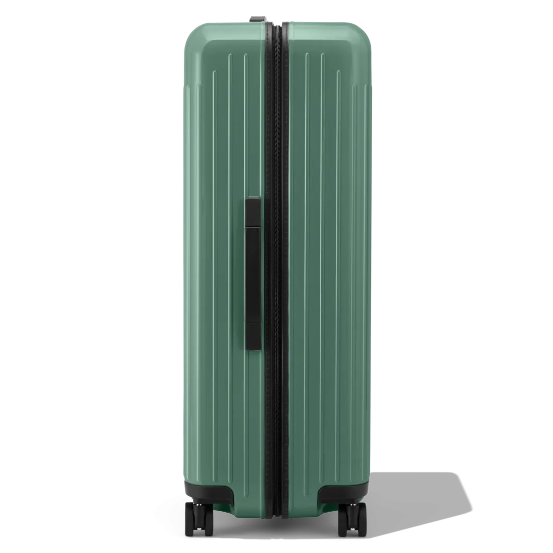 Essential Lite Check-in L