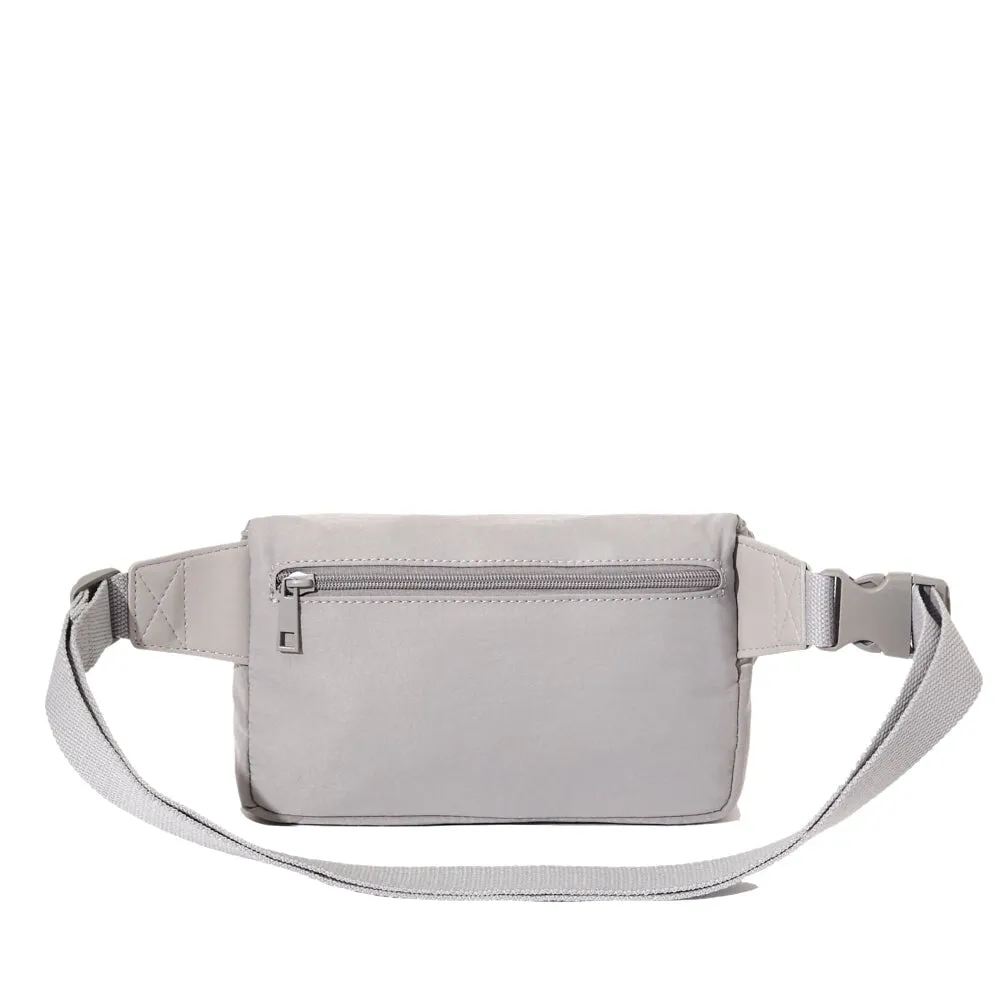 In Motion Belt Bag Grey