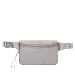 In Motion Belt Bag Grey