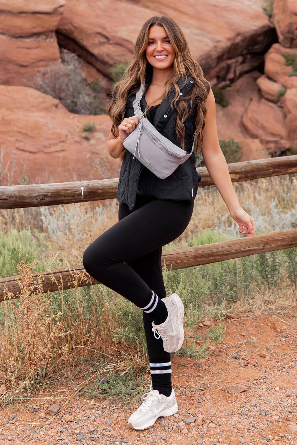 In Motion Belt Bag Grey