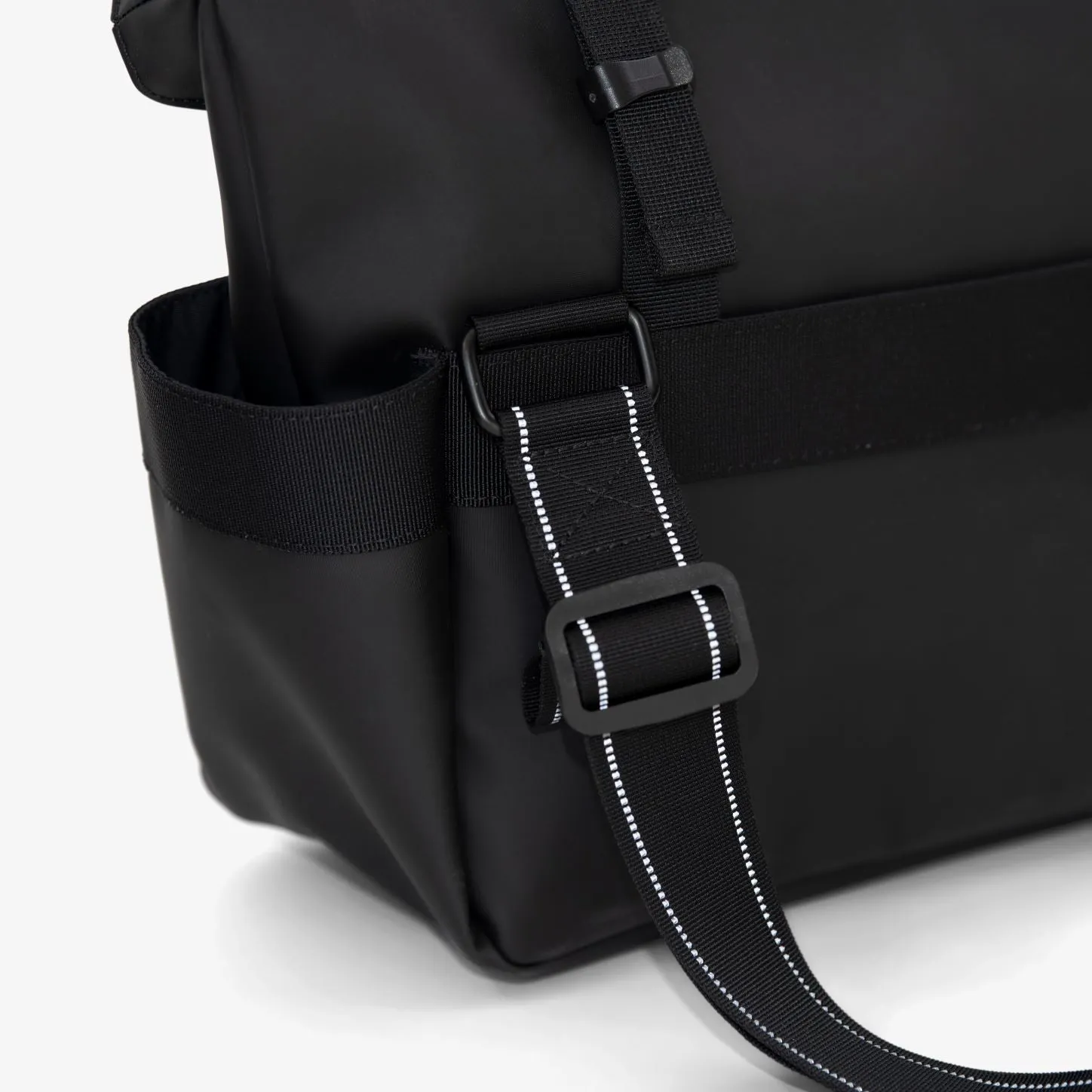 Langly Bravo Shoulder Bag (4 colours)