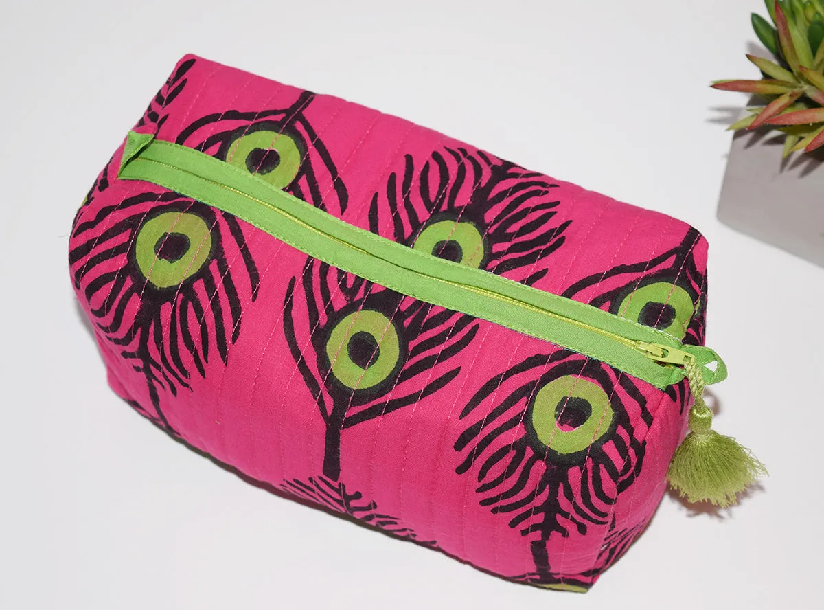 Medium Waterproof Toiletry Bag | Plumes Fuchsia
