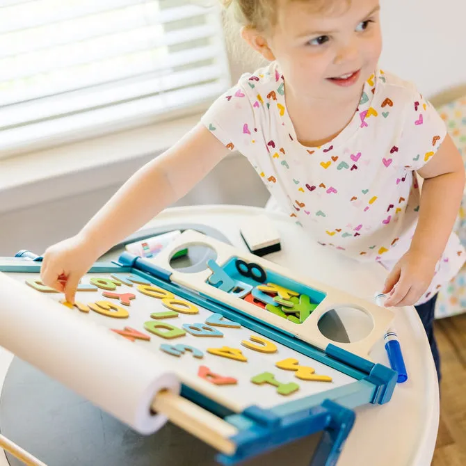 Melissa & Doug Deluxe Wooden Double-Sided Tabletop Easel