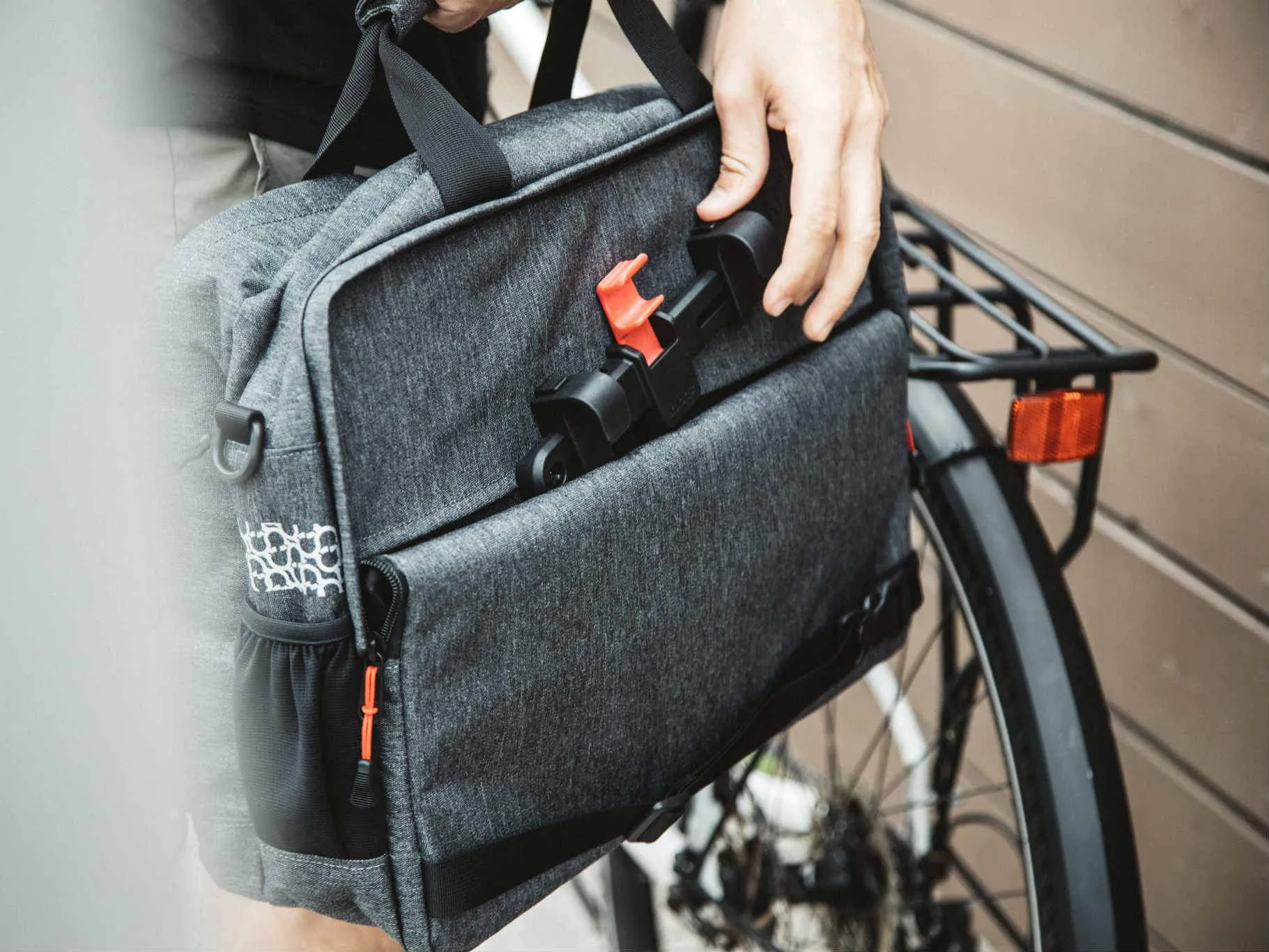 Pannier Briefcase Convertible 1.1