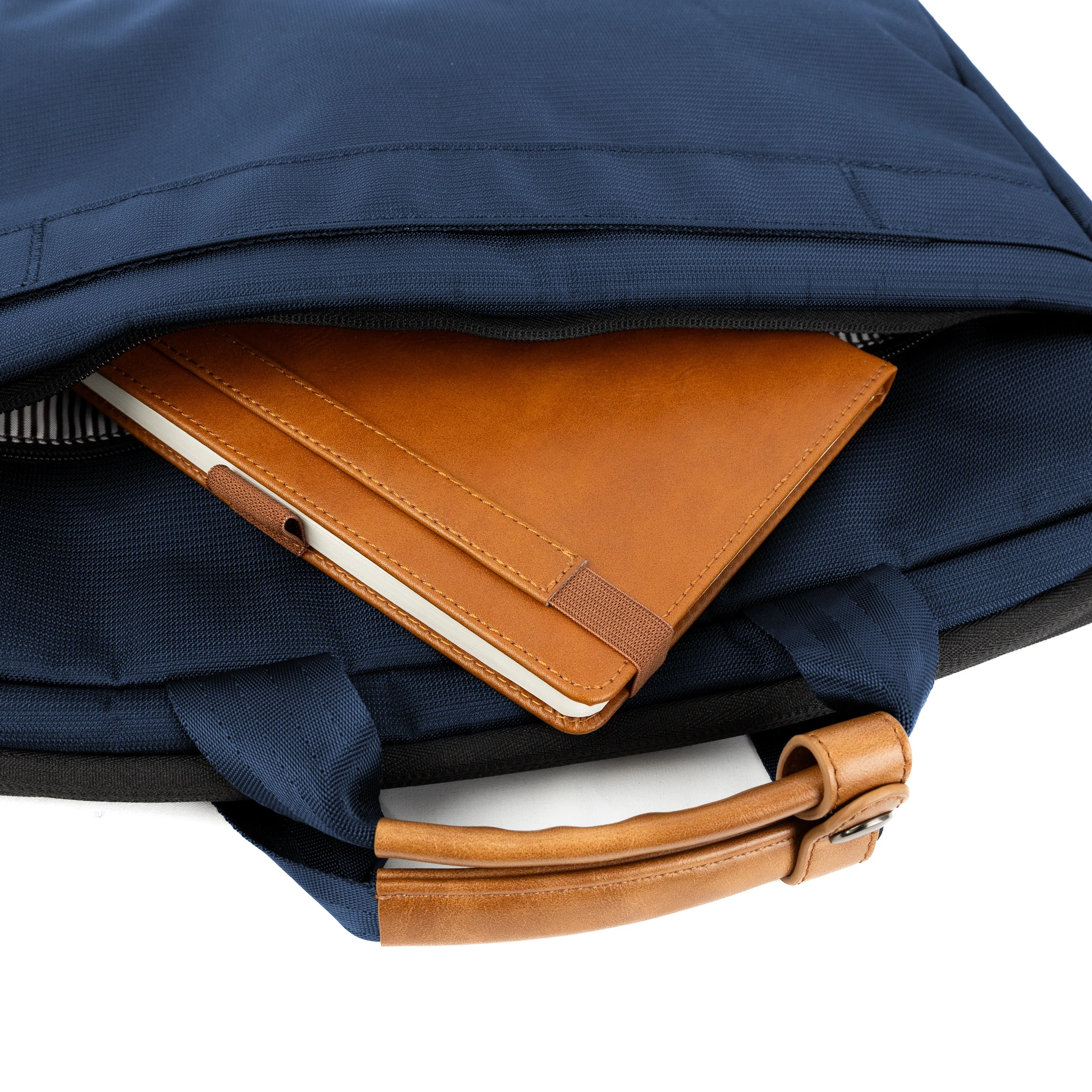 PKG Annex 10L District Messenger bag