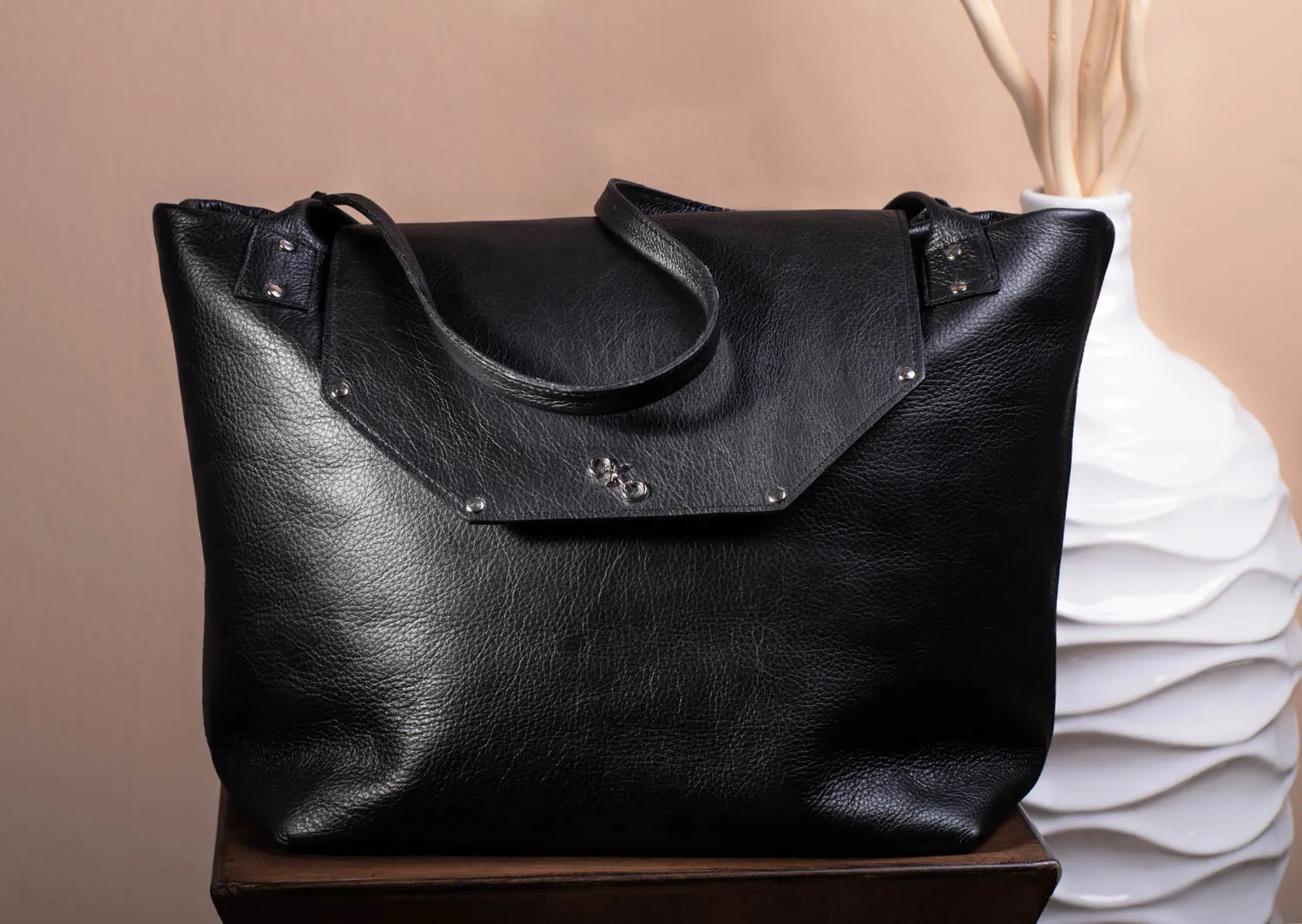 "Urban Chic" Medium Tote