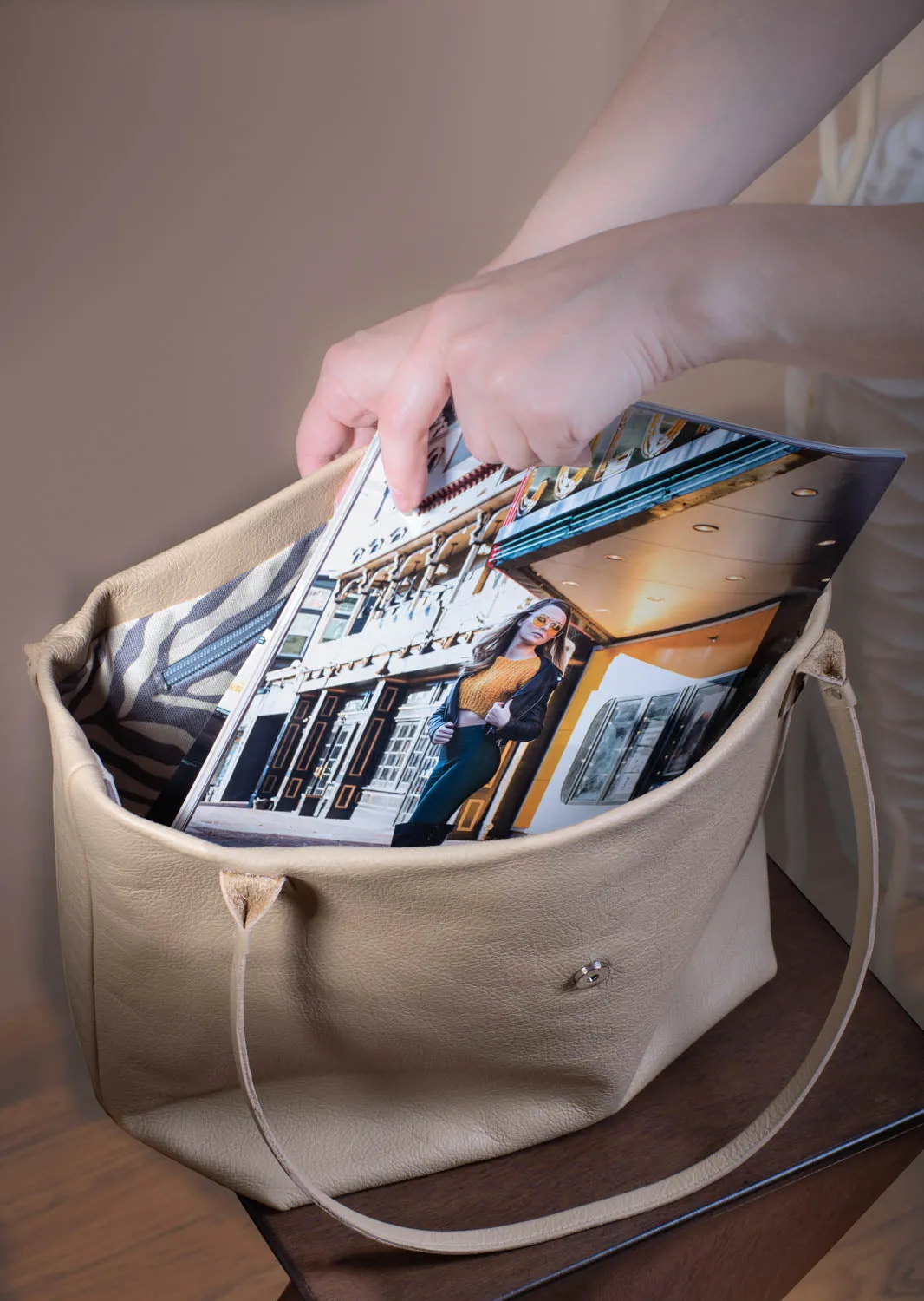 "Urban Chic" Medium Tote