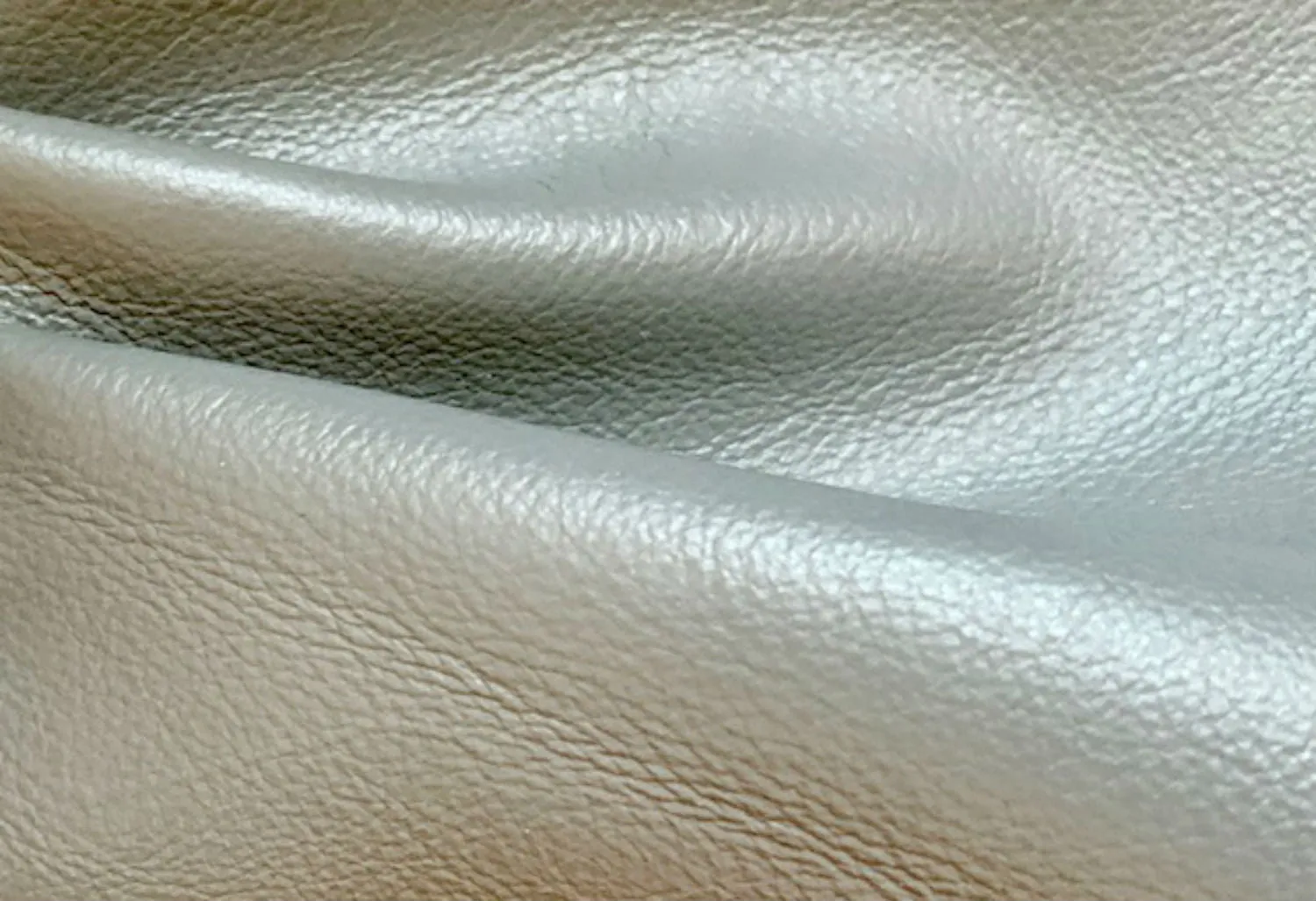 "Urban Chic" Medium Tote
