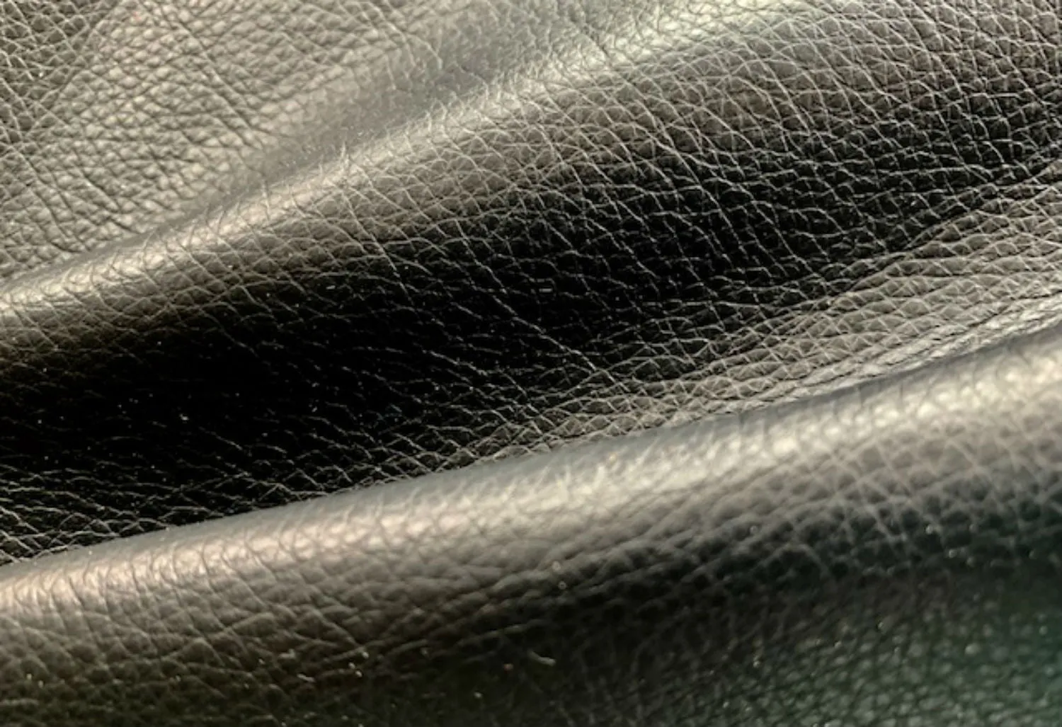 "Urban Chic" Medium Tote
