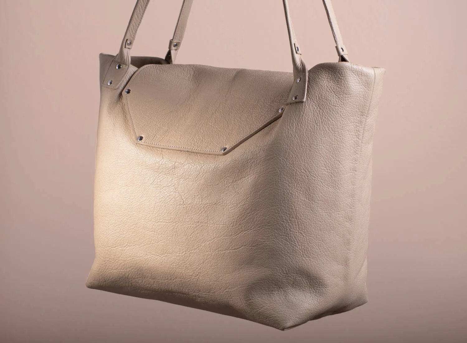 "Urban Chic" Medium Tote