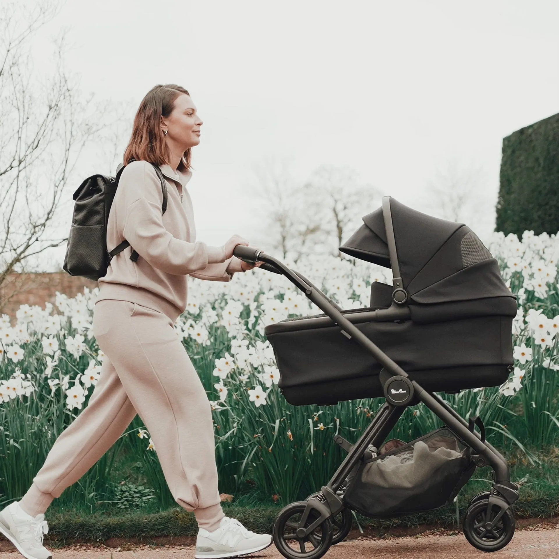 Silver Cross Dune 2 with First Bed Carrycot and Accessory Pack - Mocha